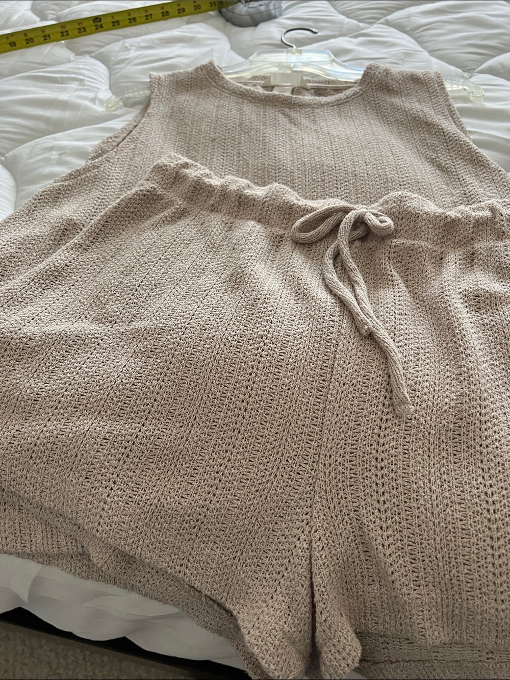 H&M Light Taupe/Cream Knit Women's Sweater